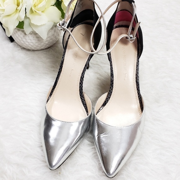 Banana Republic Giana Ankle Strap Heels - Picture 4 of 7